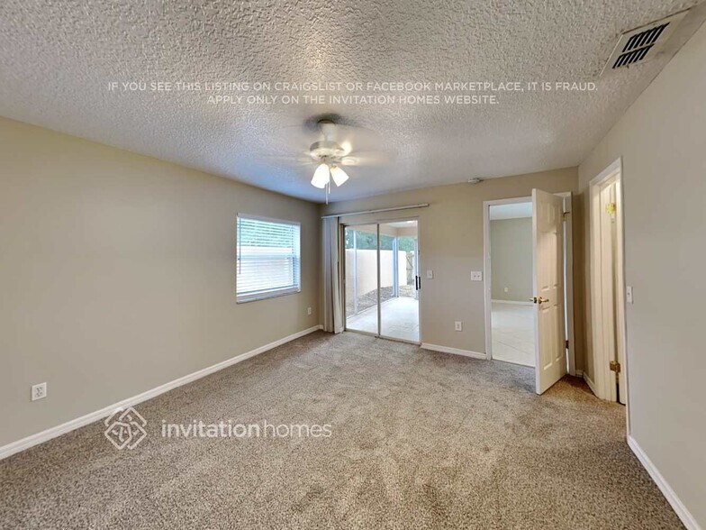 Building Photo - 820 Little Town Rd