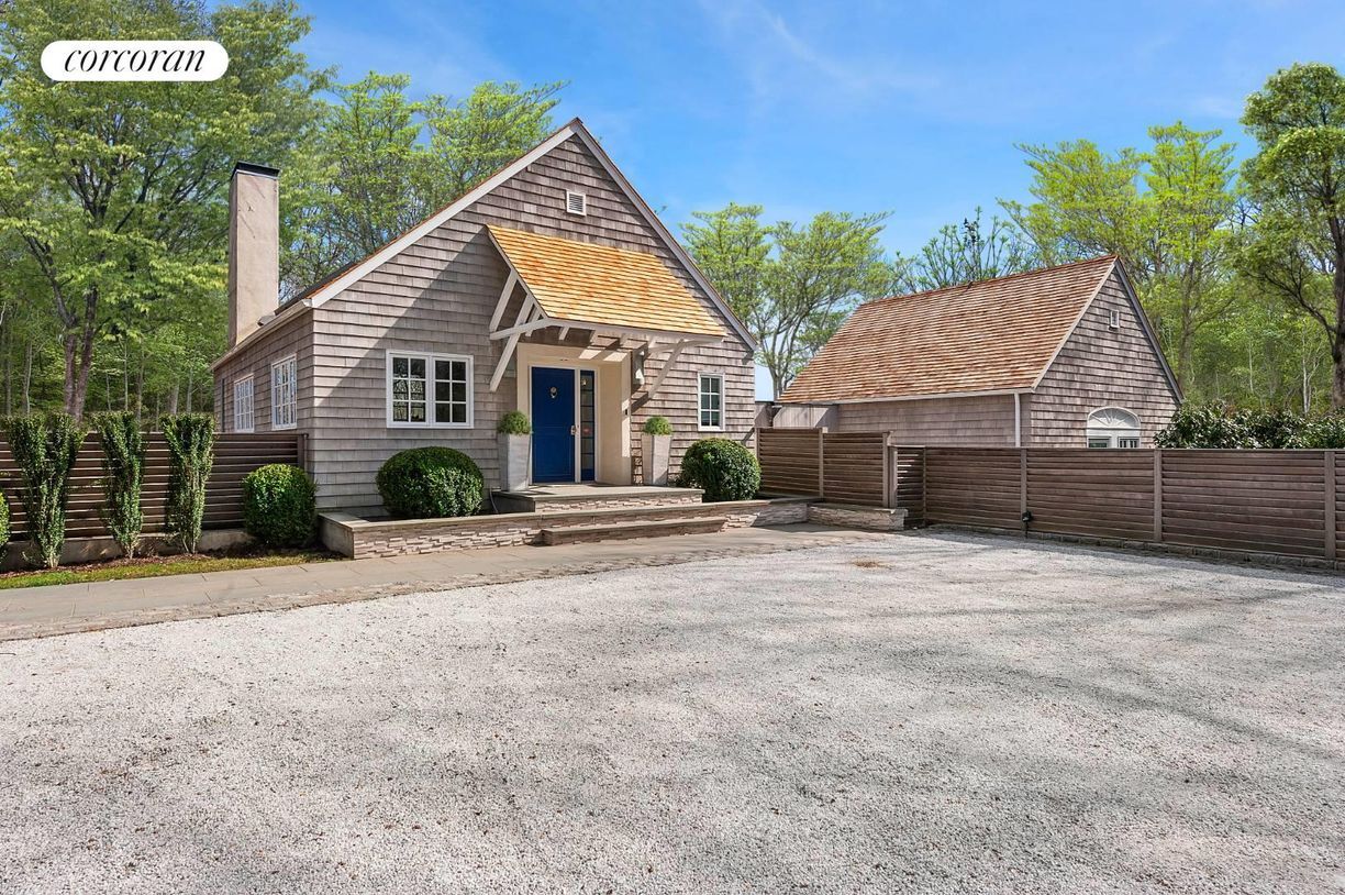 Building Photo - 535 Old Sag Harbor Rd