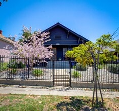 Building Photo - 3412 Thorpe Ave