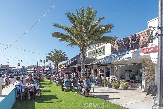Building Photo - 374 Palos Verdes Blvd