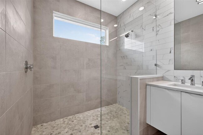 Building Photo - 6163 2nd Ave S