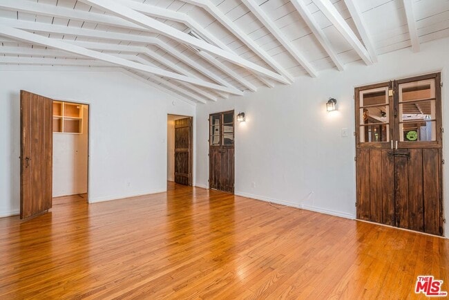 Building Photo - 12255 Addison St