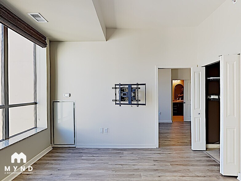 Building Photo - 1127 15th St