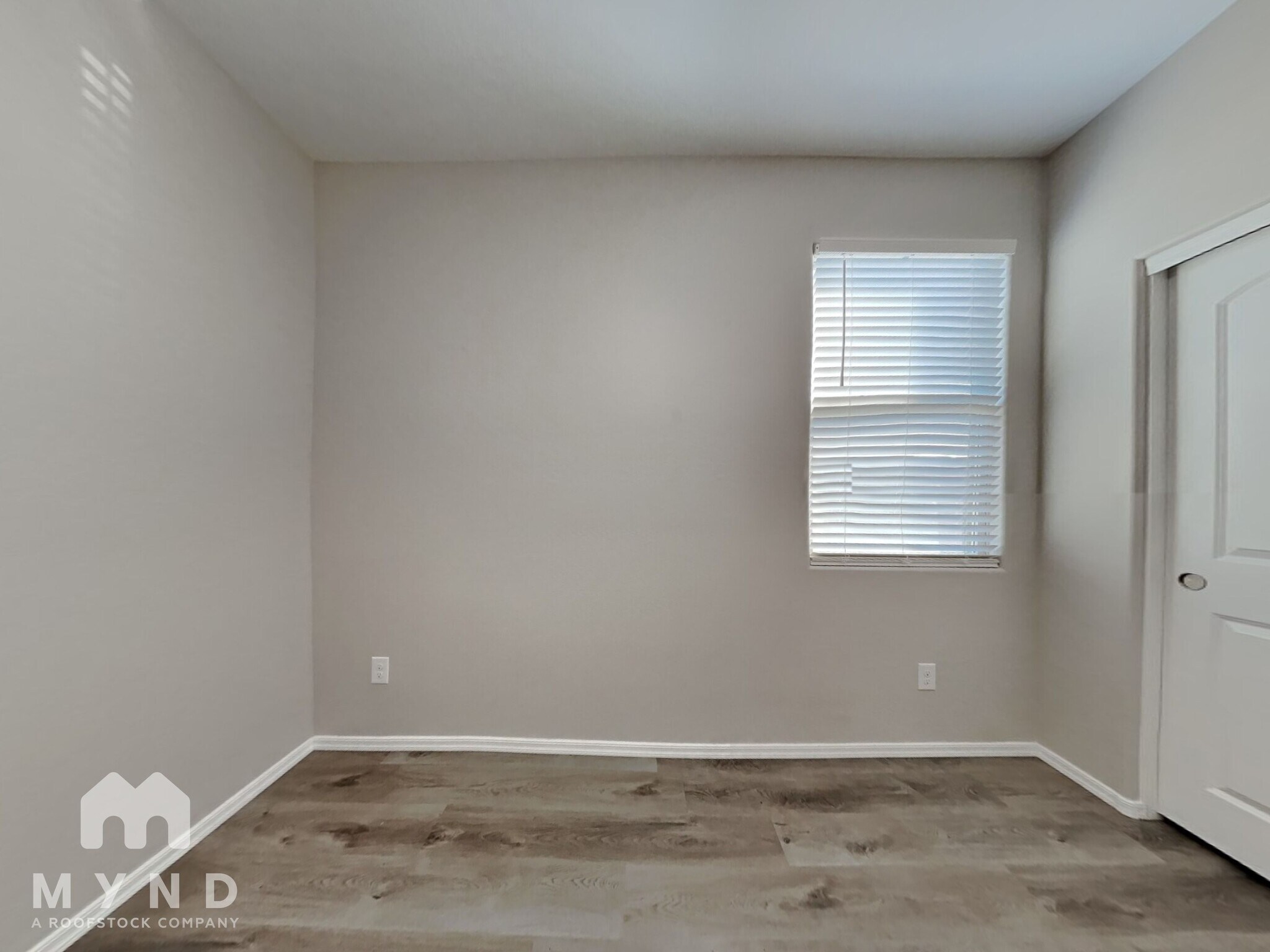 Building Photo - 6330 S 252nd Ln
