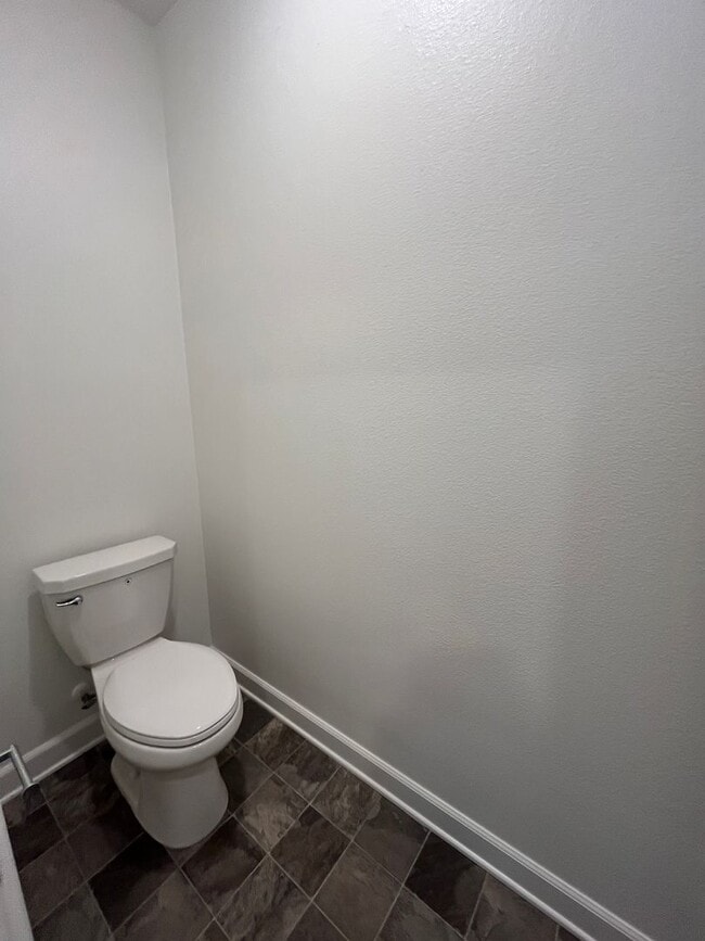 Building Photo - Welcome to modern living in the sought-after Rancho Peñasquitos neighborhood!