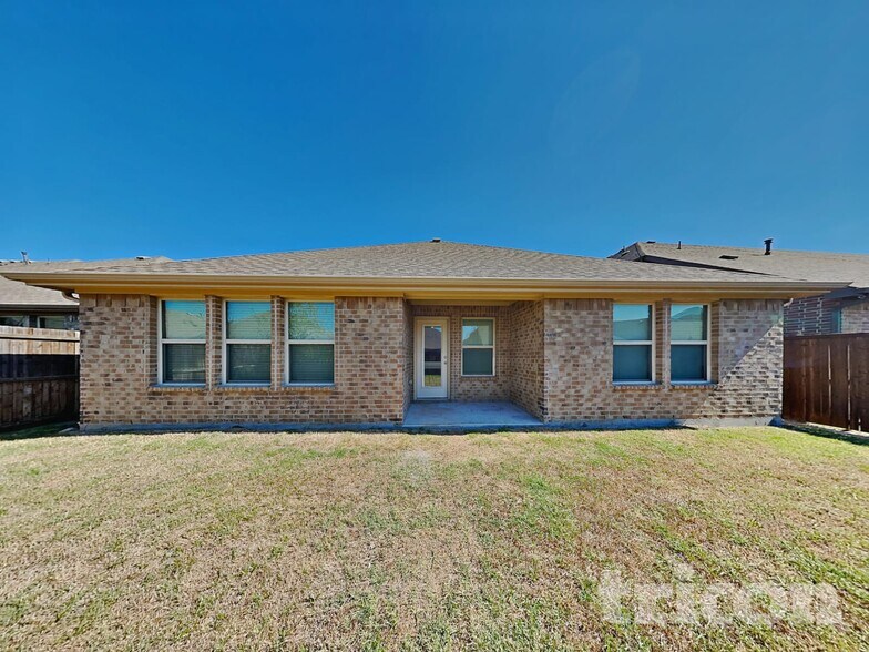 Building Photo - 657 Bassett Hall Rd