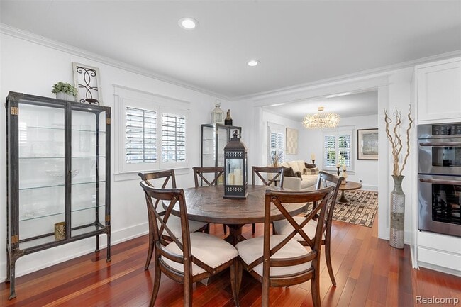 Building Photo - 691 Wallace St