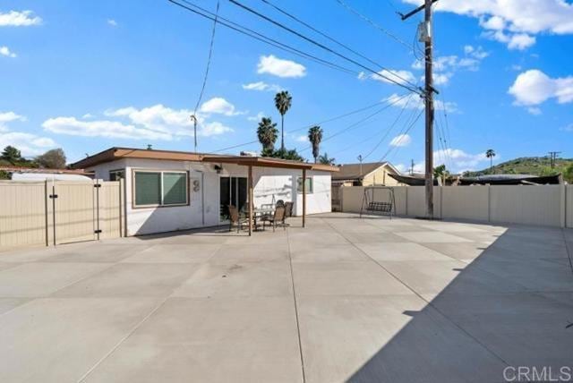 Building Photo - 1407 5 D Dr