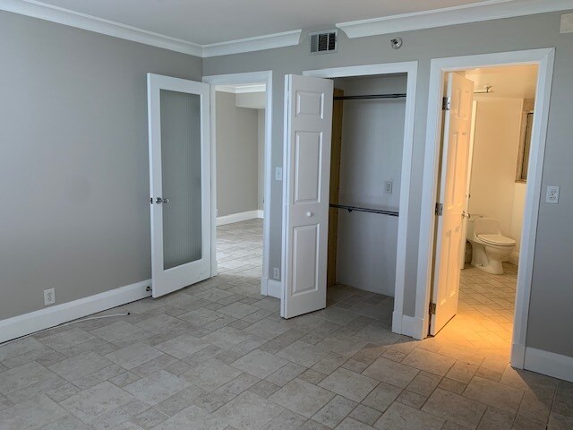 Bedroom - 400 E Colonial Dr