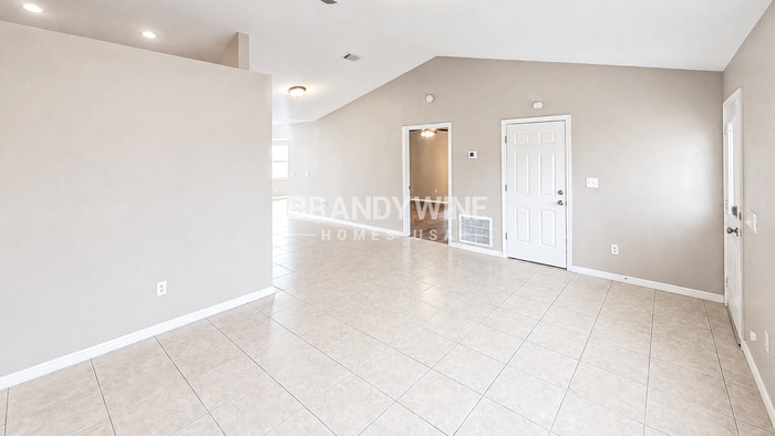 Building Photo - 3137 Overdale St