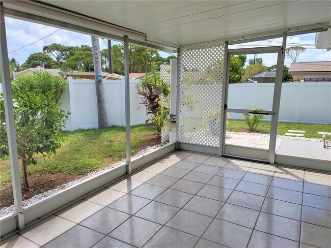 Building Photo - 979 Nantucket Rd