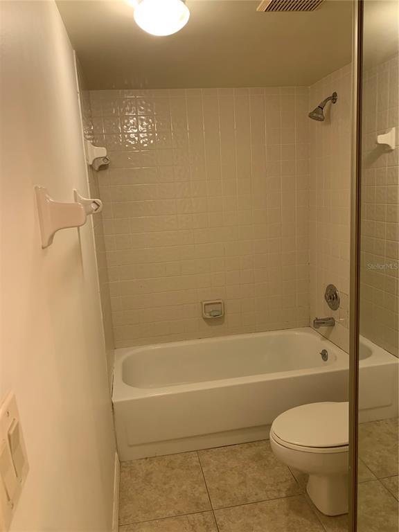 Building Photo - 5250 Cypress Ct