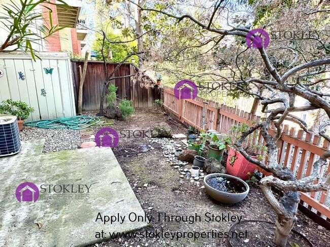 Building Photo - 1412 Kinross Ct