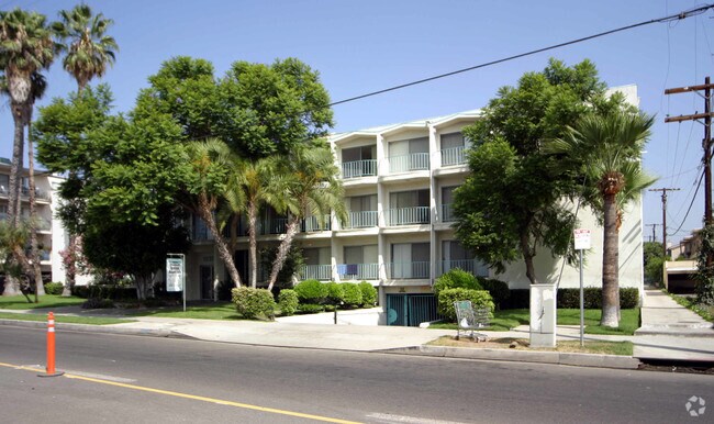 Building Photo - Chandler Apartments