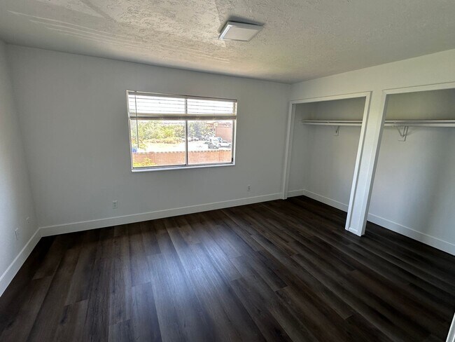 Building Photo - 1741 W 950 N
