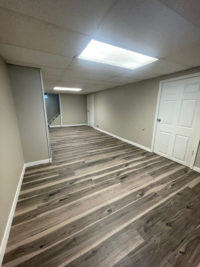Building Photo - 5857-5859 N 93rd