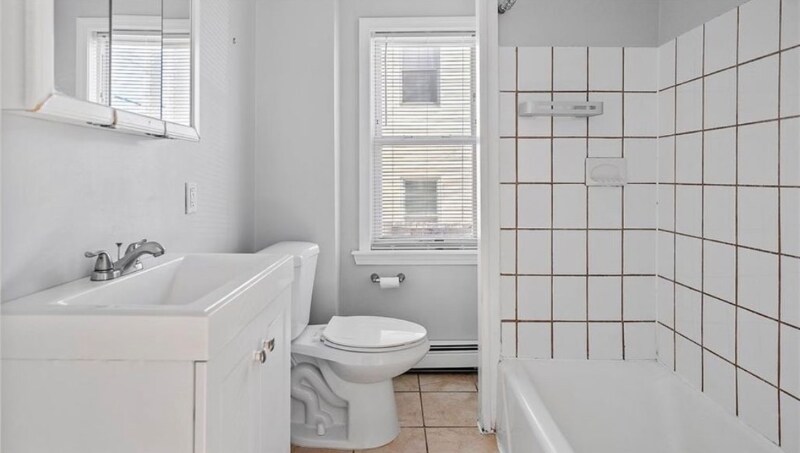 Building Photo - 751 Atwells Ave