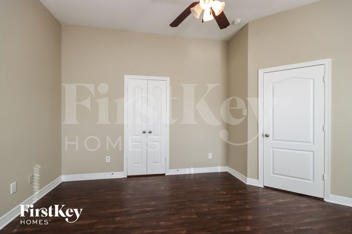 Building Photo - 21630 Hansom Dr