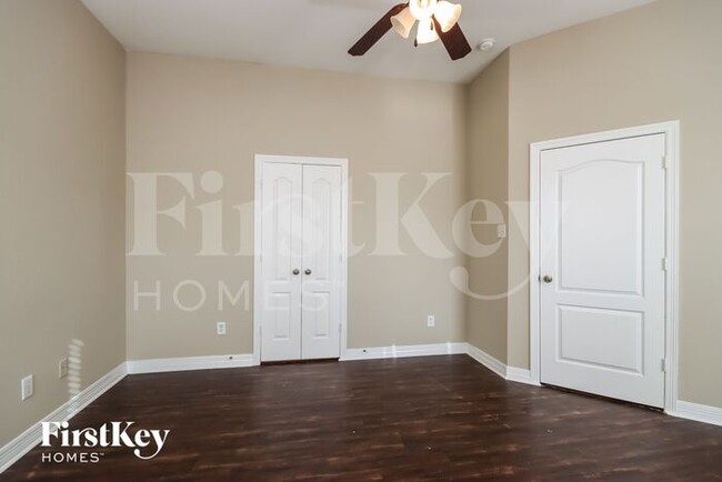 Building Photo - 21630 Hansom Dr