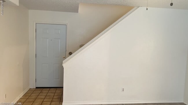 Building Photo - 3805 Braden Ln