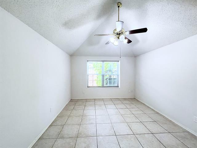 Building Photo - 1505 Shalain Dr