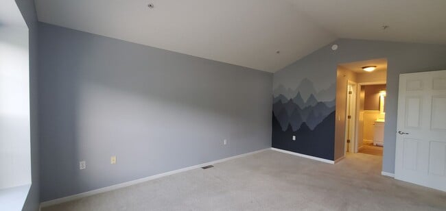 Building Photo - 3231 Wexford Dr