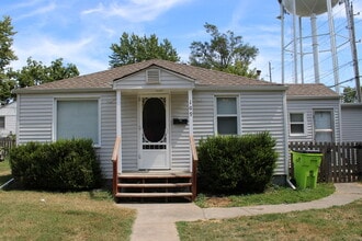 Building Photo - Doll House in Belton - 2 bed - 1 bath