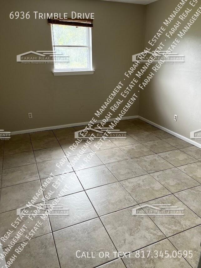 Building Photo - 6936 Trimble Dr