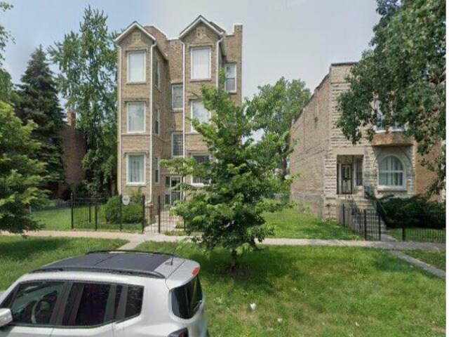 Primary Photo - 3302-3304 W Fulton Blvd