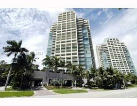 Building Photo - 3400 SW 27th St