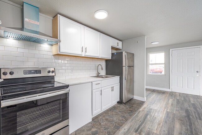 Building Photo - Shoshone