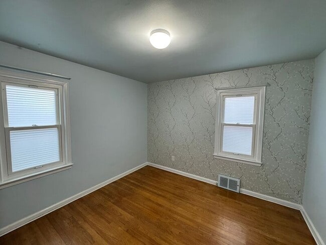 Building Photo - 21029 Blackmar Ave