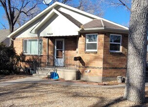 Building Photo - Charming 2 bedroom on Uintah