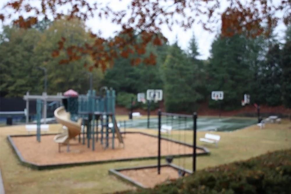 Building Photo - 12442 Waterside Dr
