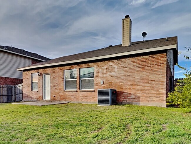 Building Photo - 1836 Elk Lake Tr