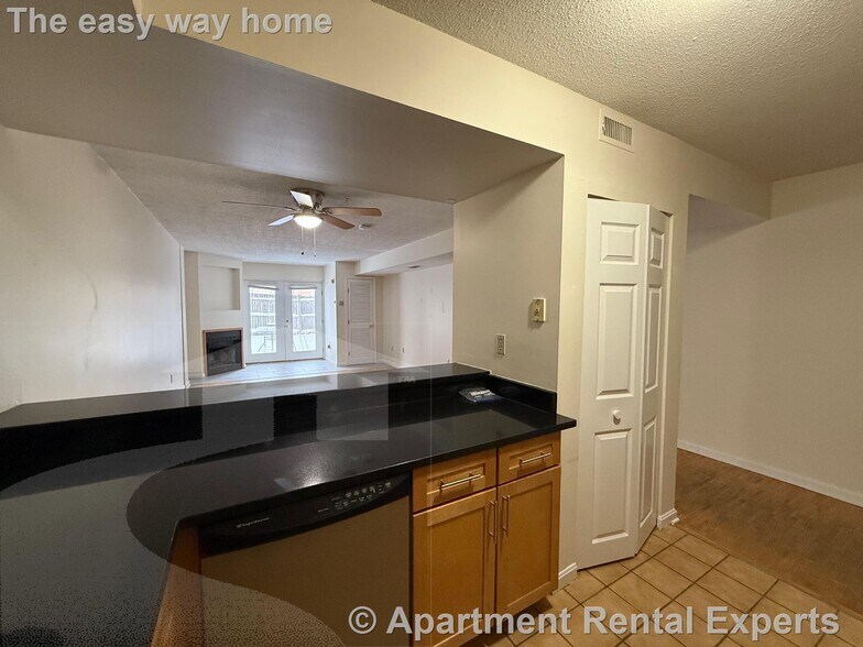 Building Photo - 345 Franklin St