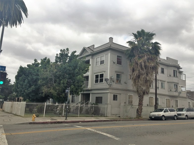 Primary Photo - BEAUTIFUL DORMITORY STYLE HOUSING AVAILABLE