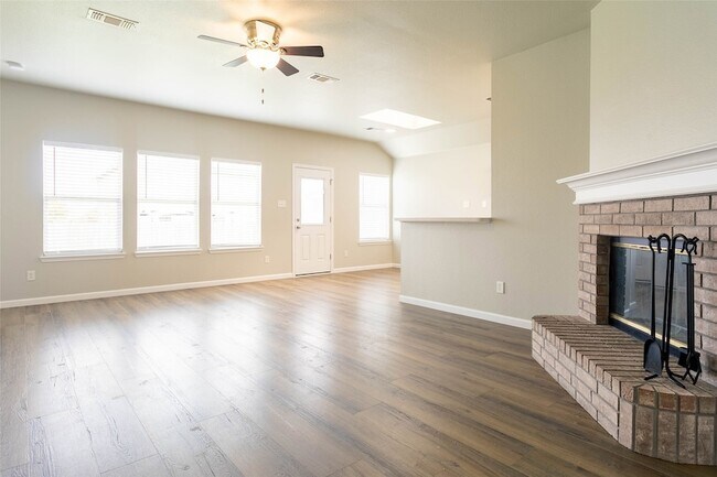 Building Photo - 10500 Aransas Dr