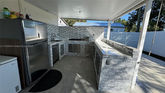 Building Photo - Northwest 38th Avenue, Miami Gardens, FL 33055 - 3 BR 2 BA house