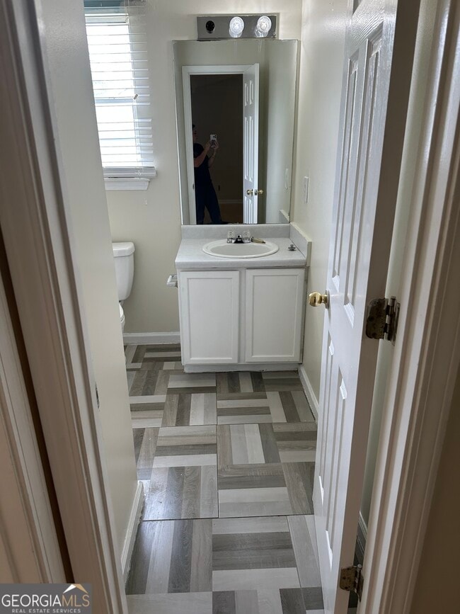 Building Photo - 465 Eagles Crossing Cir