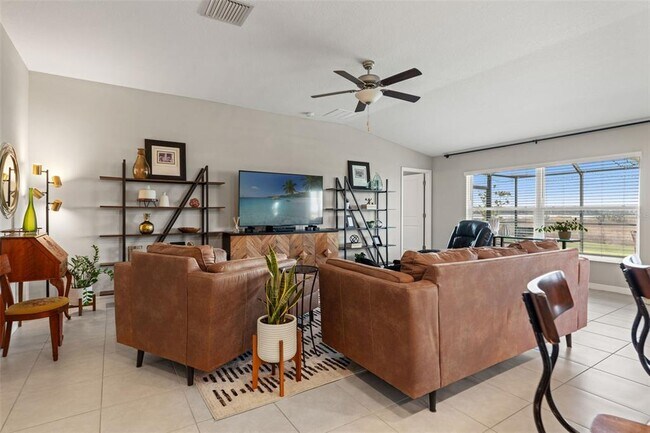 Building Photo - 31713 Sun Kettle Lp