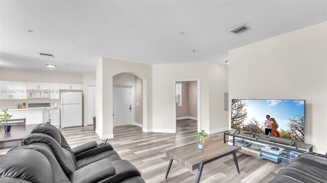 Building Photo - 4465 SW 160th Ave