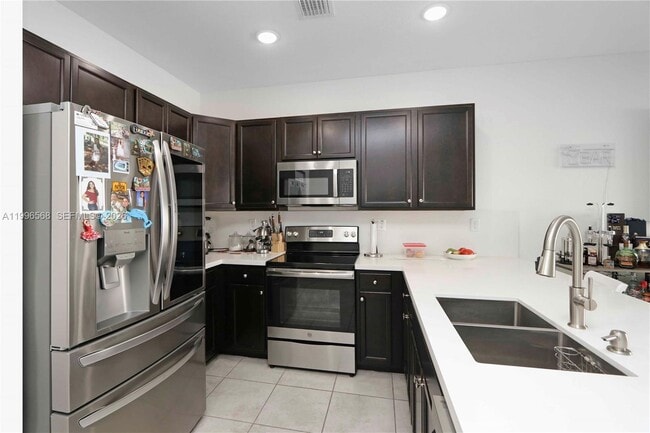 Building Photo - 10628 W 33rd Way