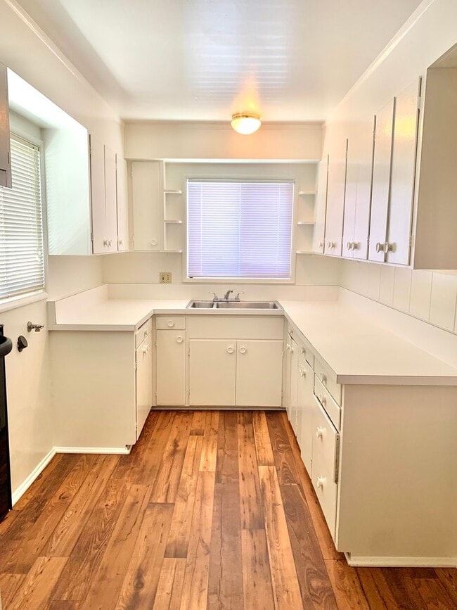 Building Photo - Del Playa Mountain Side - Ocean, Island and Sunset Views (Managed by: EIPM, Inc.)