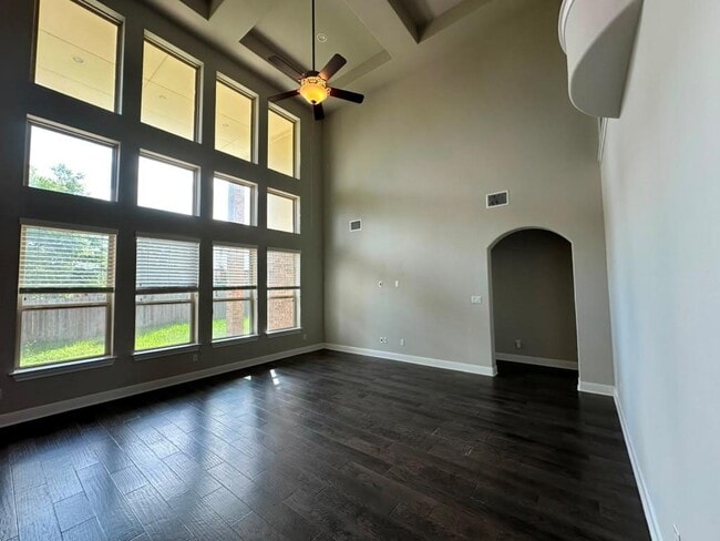 Building Photo - 3004 Desert Shade Bnd