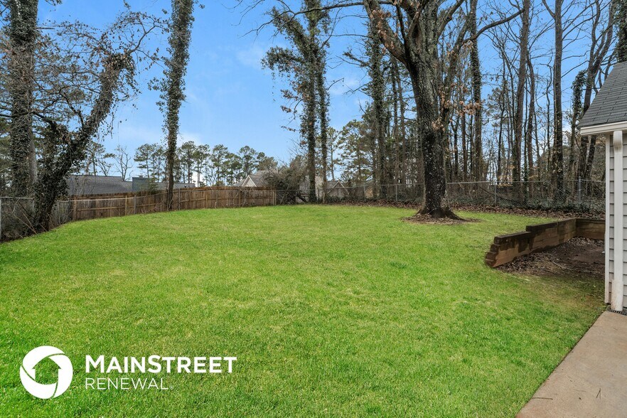 Building Photo - 5439 Farmview Close