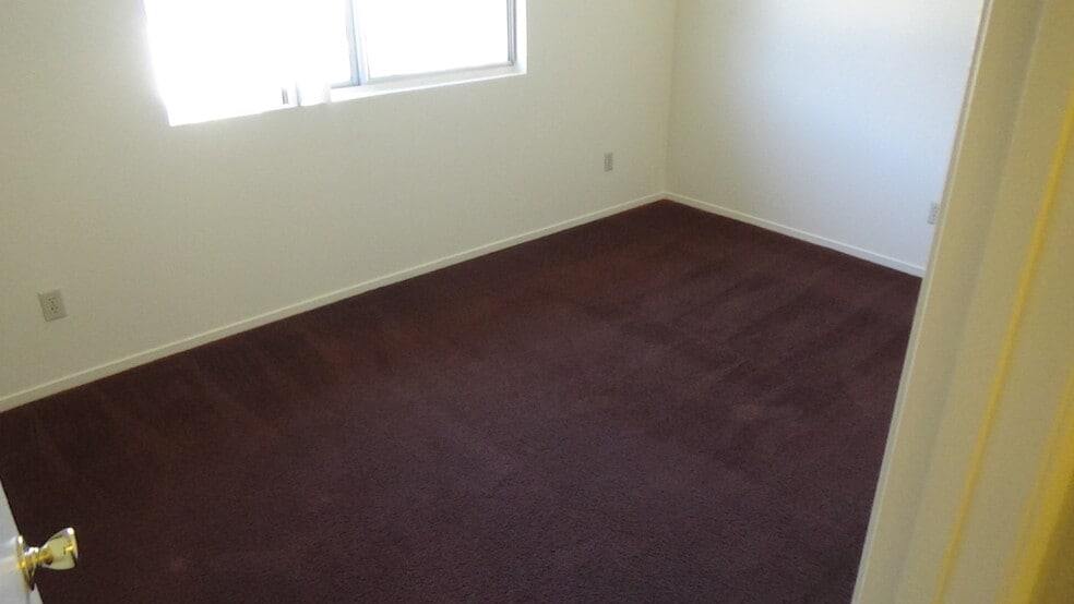 Bedroom 1 - 721 Summerwood Ln