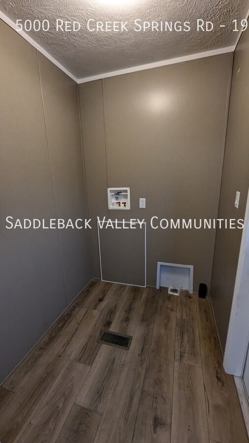 Building Photo - 5000 Red Creek Springs Rd
