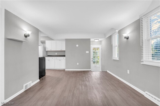 Building Photo - 21670 Wilmore Ave