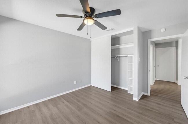 Building Photo - 18767 Glen Briar Ln